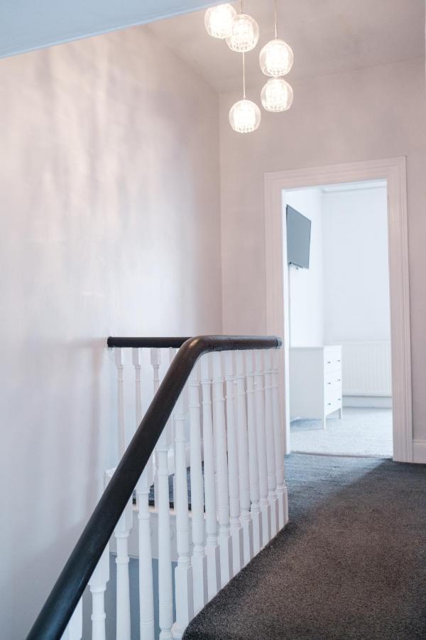 Gorgeous 3 Bedroom Victorian Townhouse ليسبورن المظهر الخارجي الصورة